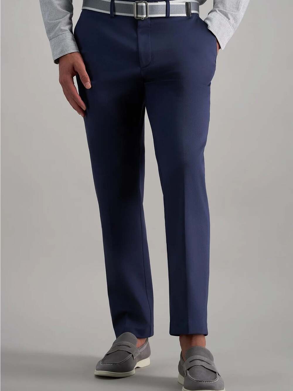 HAGGAR / Iron Free Premium Khaki Straight Fit navy blue / 30x32